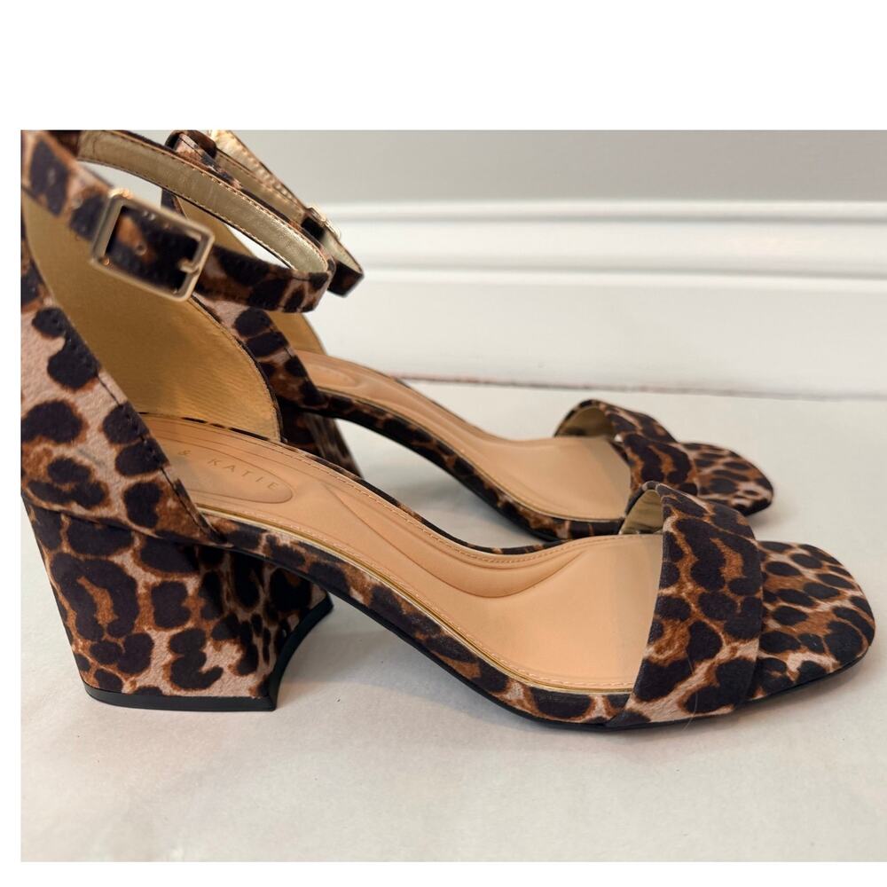Kelly & Katie Hailee Faux Suede Cheetah Print Open Toe Block Heels Size 7.5